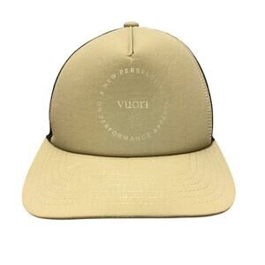 Vuori Beige Performance Cap
